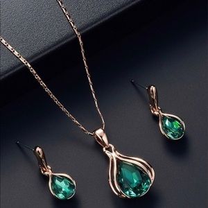 Luxury design wedding pendant necklace